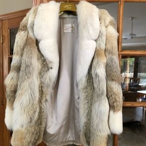 1987 natural full skin coyote fur coat